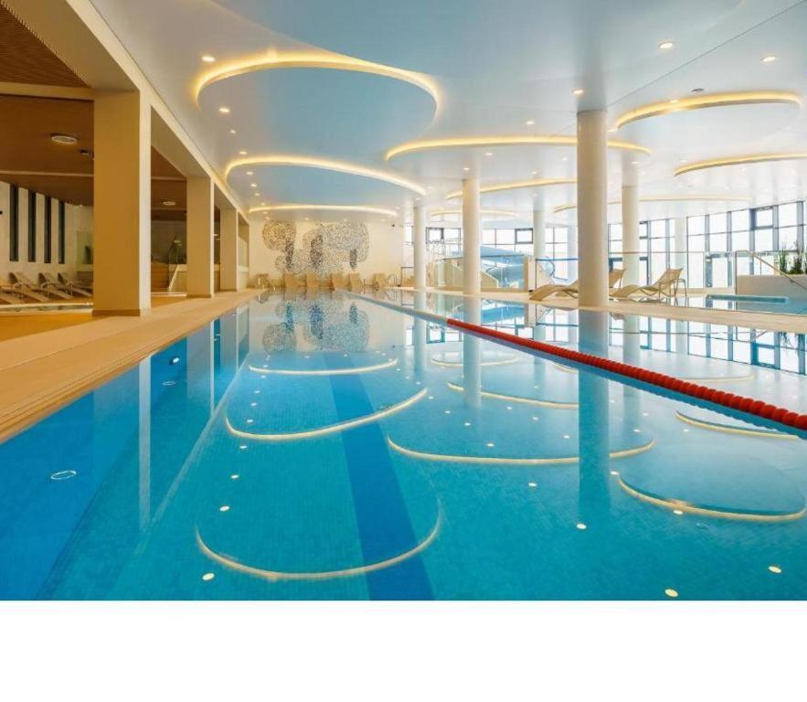 Kolobrzeg Apartamenty Polanki Aqua Z Bezplatnym Basenem, Bawialnia, Parkingiem I Fitness Luaran gambar